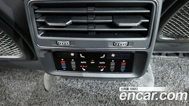 Audi Q8 (4M) 55 TFSI Quattro Premium 2021 — фото 19