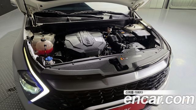 Kia Sportage (V) Diesel 2.0 4WD Prestige 2022 — фото 6
