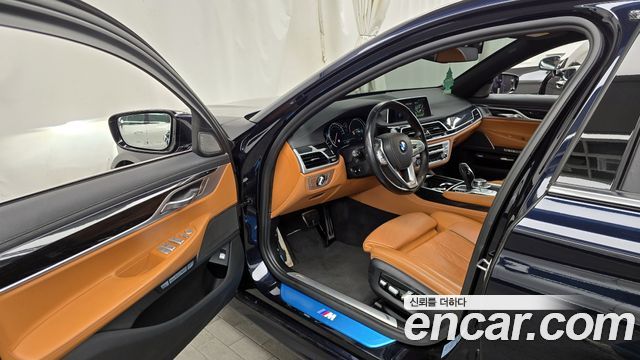 BMW 7 Series (G11) 740Li xDrive M Sport Package 2018 — фото 10