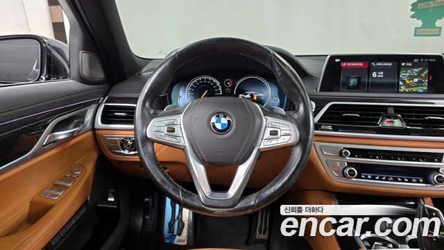 BMW 7 Series (G11) 740Li xDrive M Sport Package 2018 — фото 13
