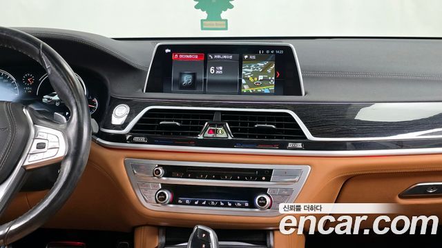 BMW 7 Series (G11) 740Li xDrive M Sport Package 2018 — фото 14