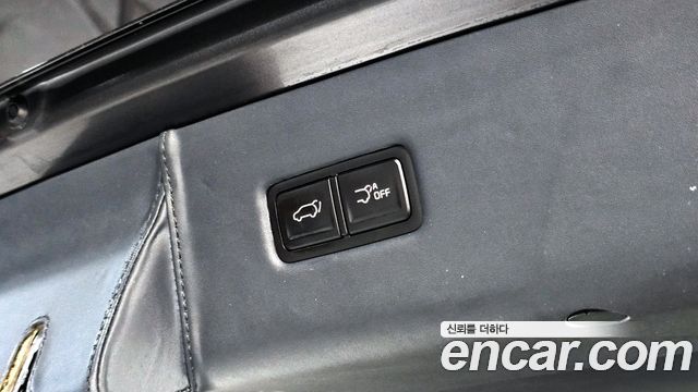 Kia Carnival (IV) Gasoline 9-seater Limousine(Special vehicle) 2021 — фото 22