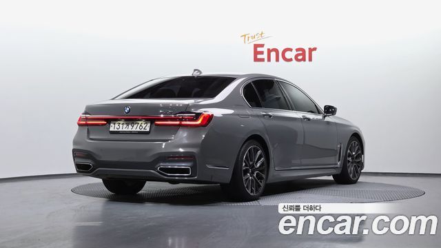 BMW 7 Series (G11) 740i M Sport 2022 — фото 2