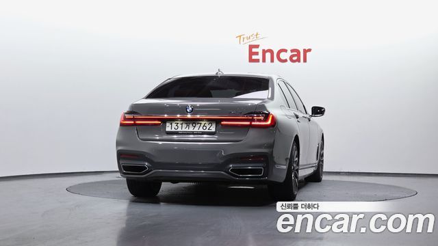 BMW 7 Series (G11) 740i M Sport 2022 — фото 4
