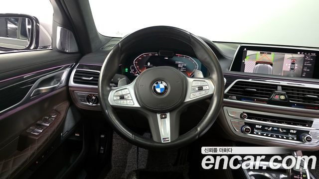 BMW 7 Series (G11) 740i M Sport 2022 — фото 13