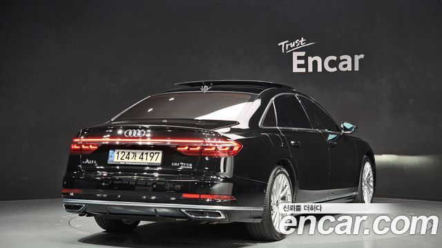 Audi A8 (D5) 55 TFSI Quattro LWB 2021 — фото 2