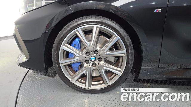 BMW 1 Series (F40) M135i xDrive 2022 — фото 5