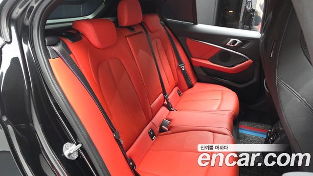BMW 1 Series (F40) M135i xDrive 2022 — фото 12