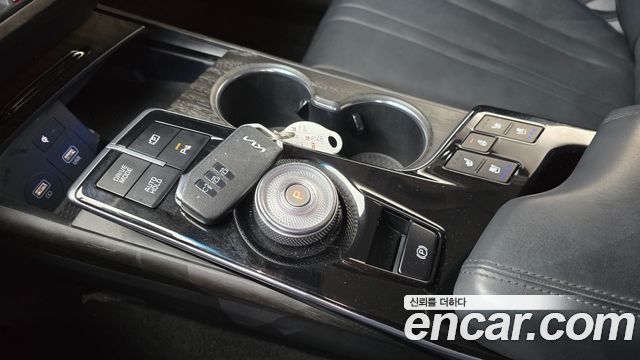 Kia K8 2.5 Gasoline 2WD Noblesse 2022 — фото 9