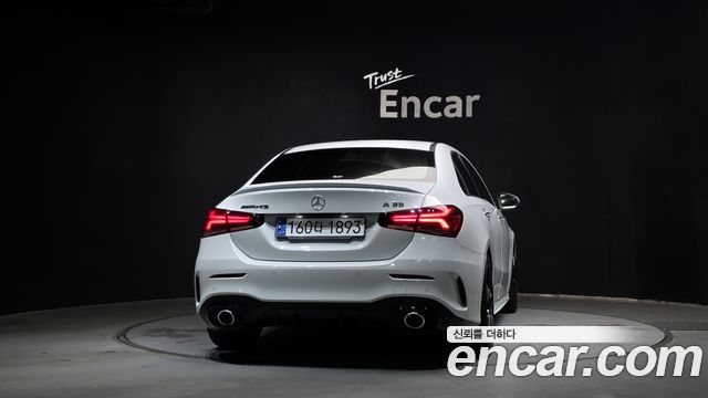 Mercedes-Benz A-Class (W177) AMG A35 4MATIC Sedan 2021 — фото 4