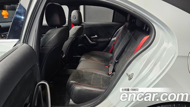 Mercedes-Benz A-Class (W177) AMG A35 4MATIC Sedan 2021 — фото 12