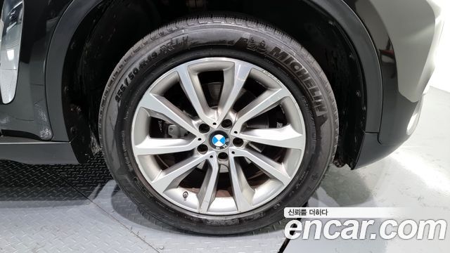 BMW X6 (F16) xDrive 30d 2016 — фото 5