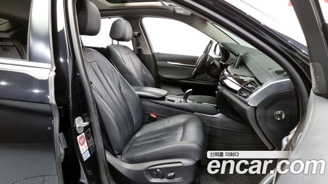 BMW X6 (F16) xDrive 30d 2016 — фото 11