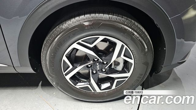 Kia Sportage (V) Gasoline 1.6 Turbo 2WD Prestige 2024 — фото 5