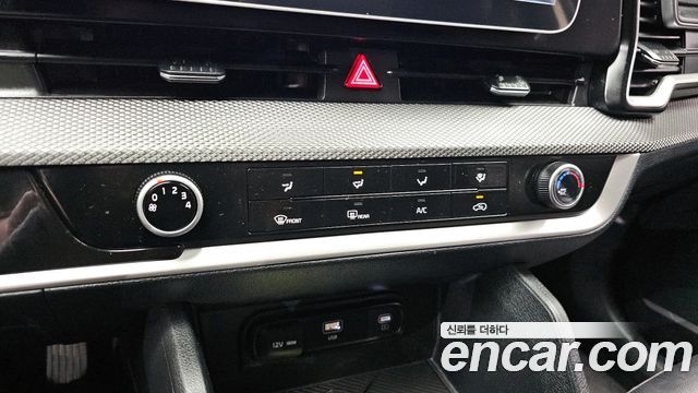 Kia Sportage (V) Gasoline 1.6 Turbo 2WD Prestige 2024 — фото 17