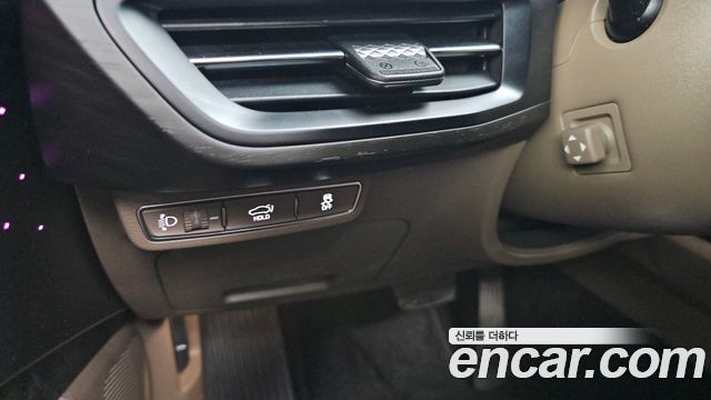 Kia K8 3.5 Gasoline 2WD Noblesse 2023 — фото 18