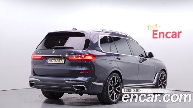 BMW X7 (G07) xDrive 40i M Sport 6STR 2021 — фото 2
