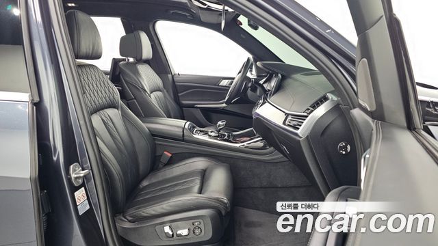 BMW X7 (G07) xDrive 40i M Sport 6STR 2021 — фото 11