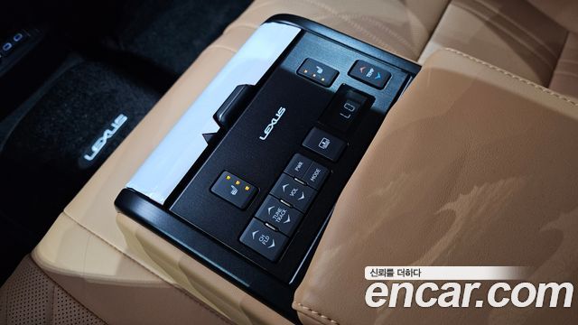 Lexus ES300h (VII) Luxury Plus 2023 — фото 17