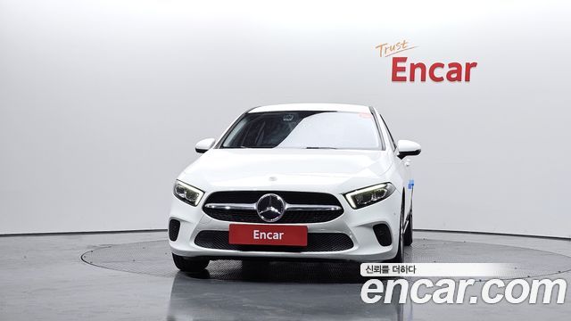Mercedes-Benz A-Class (W177) A220 Sedan 2020 — фото 3
