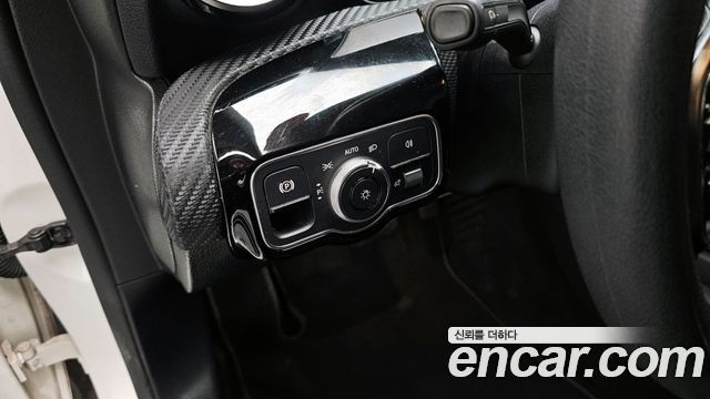 Mercedes-Benz A-Class (W177) A220 Sedan 2020 — фото 17