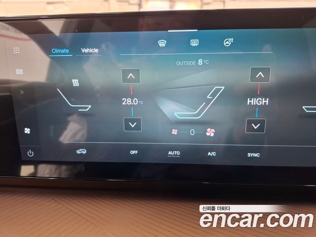 KG Mobility (SsangYong) Torres Gasoline 1.5 2WD T5 2025 — фото 21