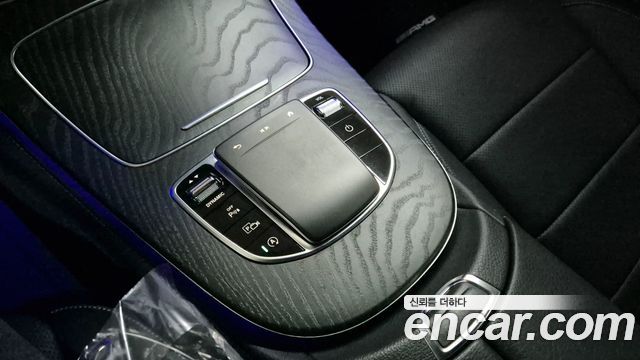 Mercedes-Benz E-Class (W213) E220d 4MATIC AMG Line 2023 — фото 16