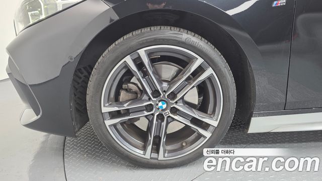 BMW 1 Series (F40) 120i M Sports 2023 — фото 5
