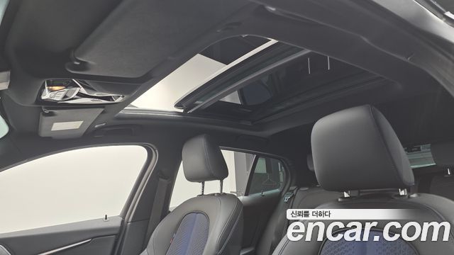 BMW 1 Series (F40) 120i M Sports 2023 — фото 19