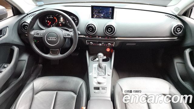 Audi A3 35 TDI Dynamic 8V 2015 — фото 7