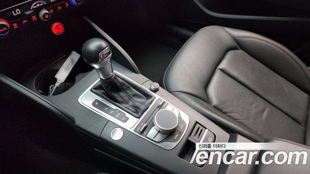 Audi A3 35 TDI Dynamic 8V 2015 — фото 9
