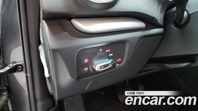 Audi A3 35 TDI Dynamic 8V 2015 — фото 18