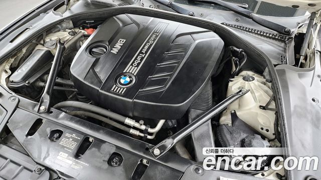 BMW 5 Series (F10) 520d M Sport 2013 — фото 6