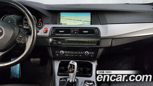 BMW 5 Series (F10) 520d M Sport 2013 — фото 14