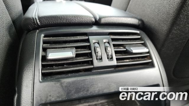 BMW 5 Series (F10) 520d M Sport 2013 — фото 19