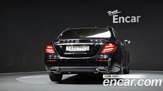 Mercedes-Benz E-Class (W213) E250 Avantgarde 2020 — фото 4