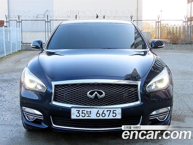 Infiniti Q70 3.7 Style