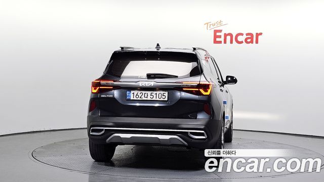 Kia Seltos Gasoline 1.6 Turbo 2WD Signature 2023 — фото 4