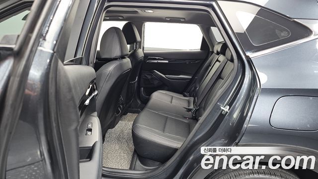 Kia Seltos Gasoline 1.6 Turbo 2WD Signature 2023 — фото 11