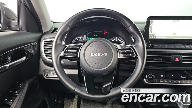 Kia Seltos Gasoline 1.6 Turbo 2WD Signature 2023 — фото 15