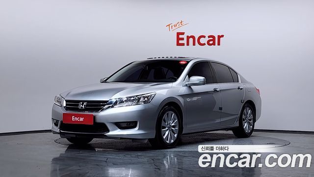 Honda Accord 2.4 9th 2015 — фото 1