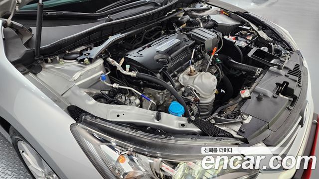 Honda Accord 2.4 9th 2015 — фото 6