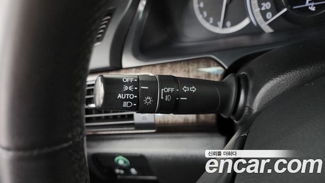 Honda Accord 2.4 9th 2015 — фото 18