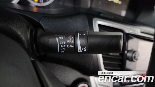 Honda Accord 2.4 9th 2015 — фото 19