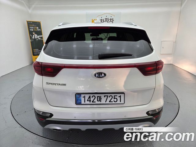 Kia Sportage The Bold Diesel 2.0 2WD Prestige 2021 — фото 4
