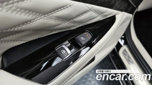 Kia K8 Hybrid Signature 2022 — фото 17