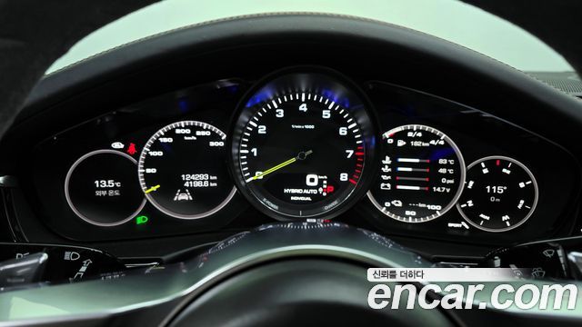 Porsche Panamera (971) 2.9 AWD E-Hybrid 2019 — фото 8