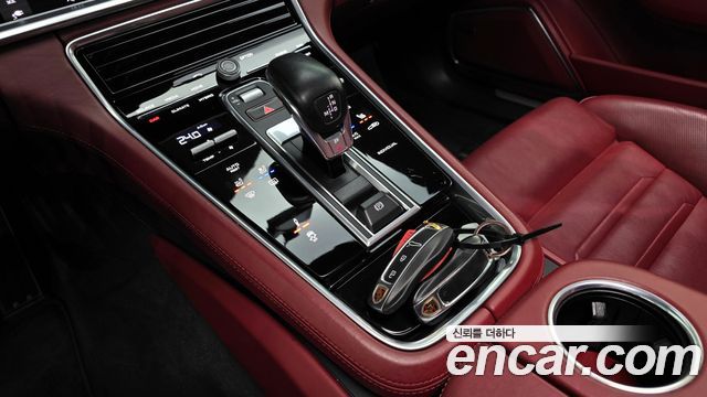 Porsche Panamera (971) 2.9 AWD E-Hybrid 2019 — фото 9