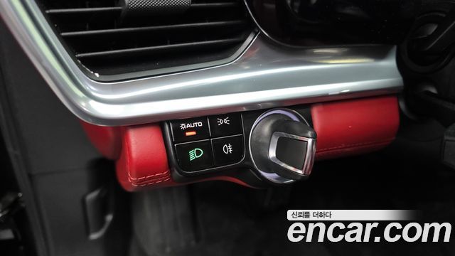 Porsche Panamera (971) 2.9 AWD E-Hybrid 2019 — фото 13