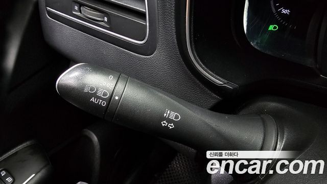 Renault Korea QM6 2.0 LPe LE Signature 2WD 2022 — фото 17